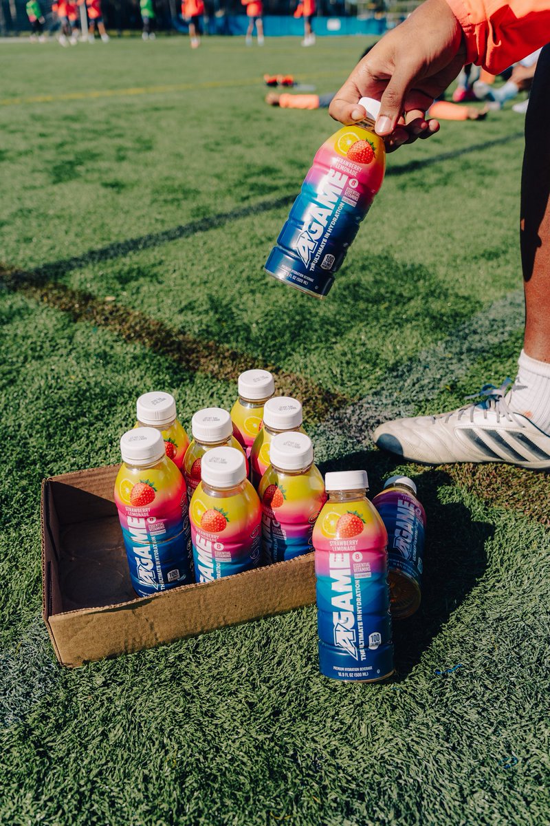 drinkagame's tweet image. Start your week off hydrated 💧 Order yours at the link in our bio!
#DrinkAGAME #BringYourAGAME