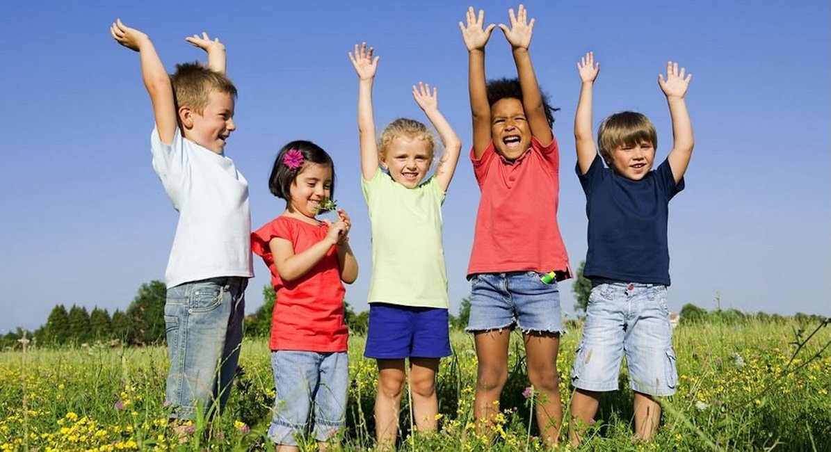 Afokaramson's tweet image. What’s your biggest challenge in keeping your child engaged during summer? 🌞
Let’s talk about it.👇
#SummerLearning #ParentingTips
1/