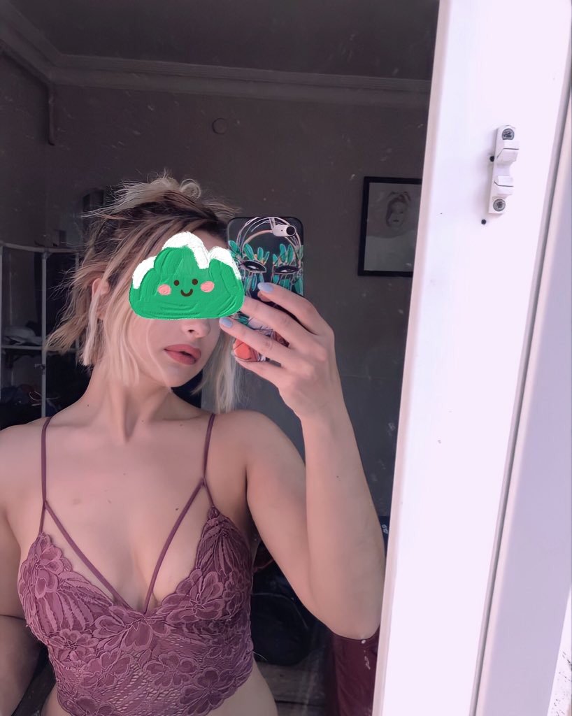 #izmircift #izmiraktif #izmirswinger #izmircuckold #izmirtekerkek 🔥🔥herkese merhaba ❤️❤️ vaademiyoruz eşim Burak ile  veriyoruz semt yaş fotoğraf şart 💋💋💋