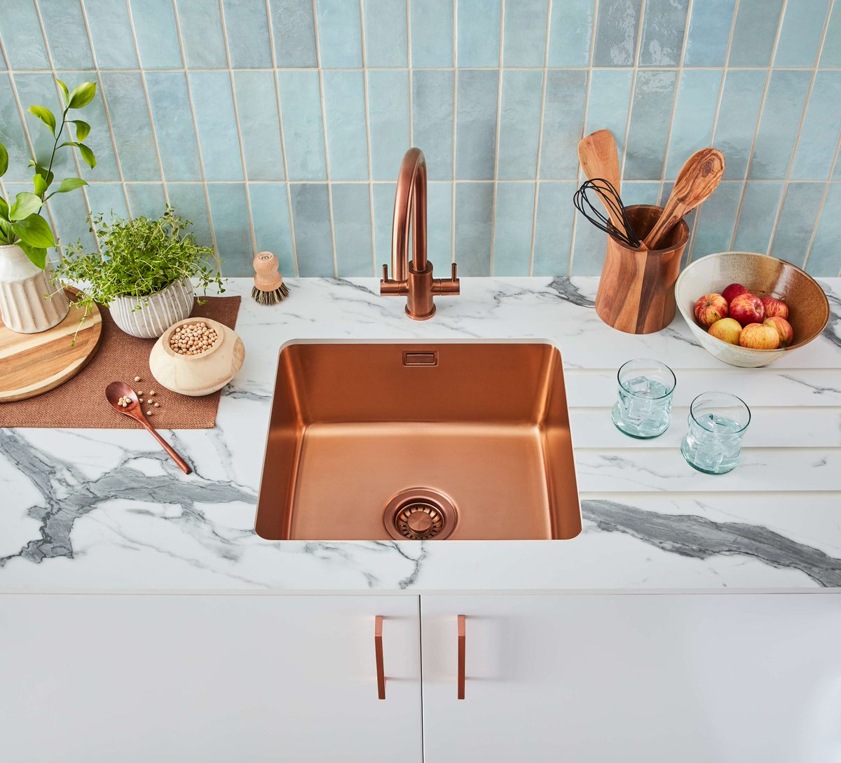 Make a bold statement with Clearwater’s Copper PVD sink — durable, scratch-resistant, and low maintenance. The rich copper finish adds warmth and luxury that lasts.

Upgrade your sink, upgrade your space.

#KitchenDesign #CopperSink #ClearwaterSinks #KitchenFittings