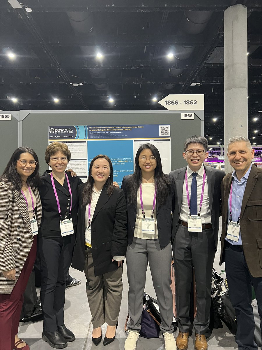 Sonia Friedman (@sonia_friedman) on Twitter photo Congratulations to our #TuftsMedicine IM Residents presenting at #DDW2025. Drs. Youn, Weng, Lee, Dash and Chen all presenting fantastic GI and hepatology research. <a href="/TuftsMedicalCtr/">Tufts Medical Center</a> <a href="/TuftsMCResearch/">Tufts Medical Center Research</a> <a href="/TuftsMedicine/">Tufts Medicine</a> <a href="/TuftsMedSchool/">Tufts School of Medicine</a> Congratulations to our #TuftsMedicine IM Residents presenting at #DDW2025. Drs. Youn, Weng, Lee, Dash and Chen all presenting fantastic GI and hepatology research. <a href="/TuftsMedicalCtr/">Tufts Medical Center</a> <a href="/TuftsMCResearch/">Tufts Medical Center Research</a> <a href="/TuftsMedicine/">Tufts Medicine</a> <a href="/TuftsMedSchool/">Tufts School of Medicine</a>