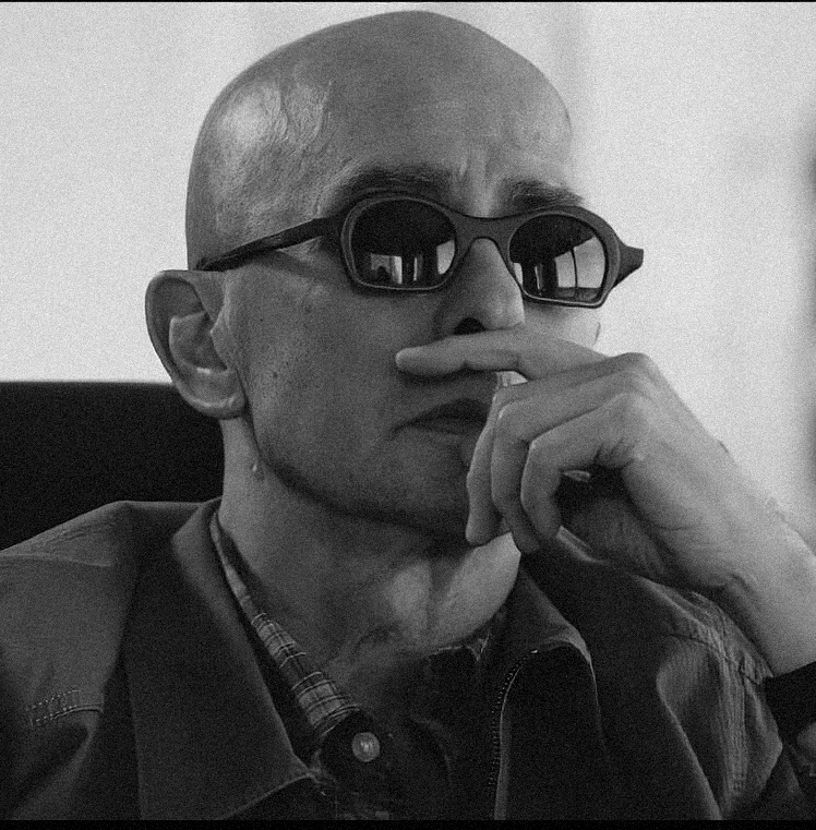 "Te quiero tanto 
Que me hace daño..."