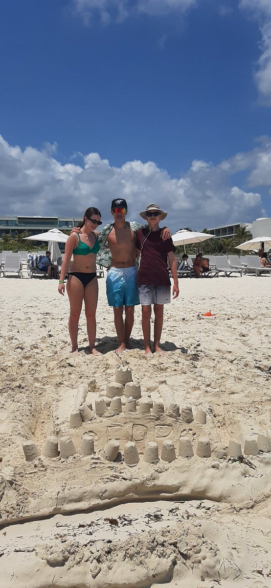 Jeebermonkey's tweet image. A little R and R after a winter and a great hockey season