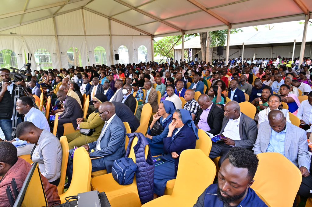Thomas Tayebwa (@thomas_tayebwa) on Twitter photo I had the honor of joining <a href="/KingCeasorUni/">King Ceasor University</a> for its fifth graduation ceremony today. For the graduating students, today marked the fulfillment of a long-held dream—the moment they donned their academic gowns, a powerful symbol of academic achievement after years of hard work. This I had the honor of joining <a href="/KingCeasorUni/">King Ceasor University</a> for its fifth graduation ceremony today. For the graduating students, today marked the fulfillment of a long-held dream—the moment they donned their academic gowns, a powerful symbol of academic achievement after years of hard work. This