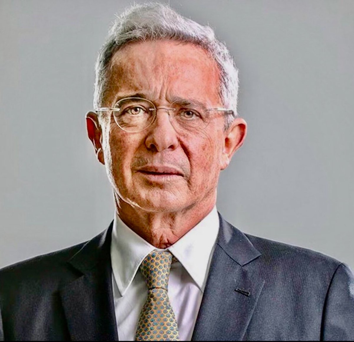 Jhonffonseca's tweet photo. ¿Gente, Ustedes no están cansados de tantas Falsedades Contra Uribe?

A @AlvaroUribeVel le han inventado de todo.

¿Cuántos estamos con URIBE? https://t.co/p5EZZYsEKg