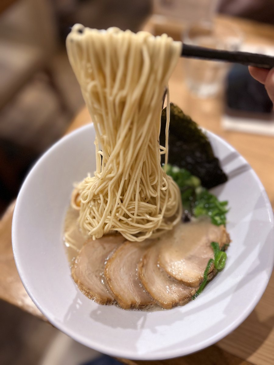 Shiro 🤍

Nos classiques préférés 🤗🍜

📍IPPUDO Bastille : 75011
📍IPPUDO Saint-Germain : 75006
📍IPPUDO Louvre - 75001

#ippudoparis #ramentonkotsu #ippudoparis #ippudoramen #ramenparis #ramenlover #shiromaru #ippudo #tonkotsu #japonaisparis #eatinparis