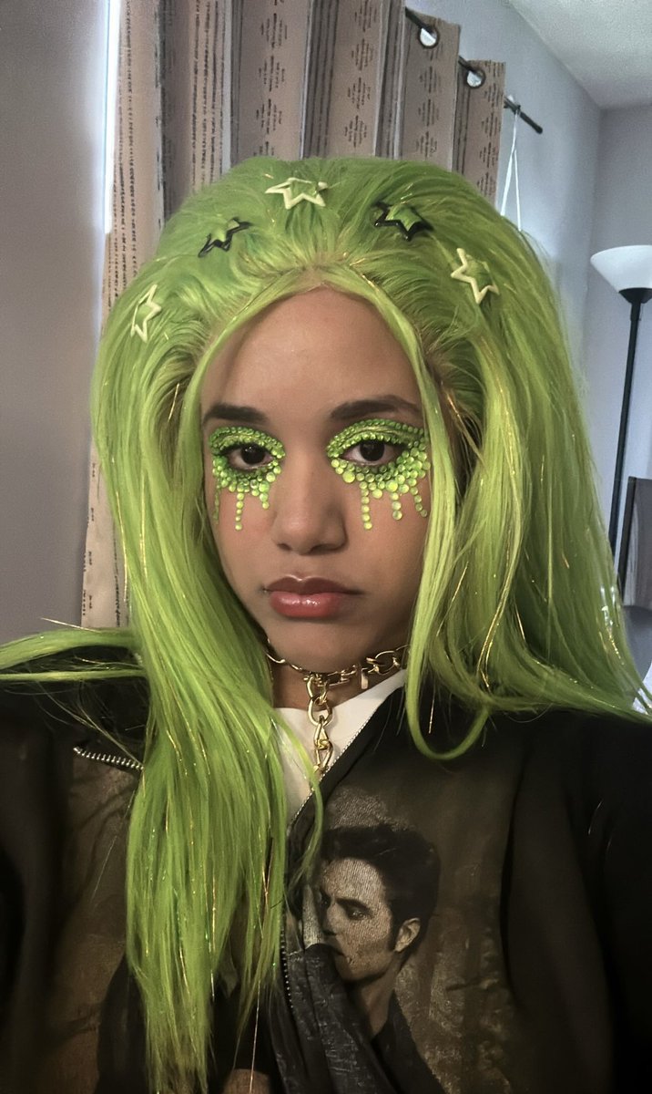 nat_luxe's tweet photo. my brat beat last night 🤭#brat #barclay #BratTour #charlixcx #brattour2025 https://t.co/2JhMcfYTkh