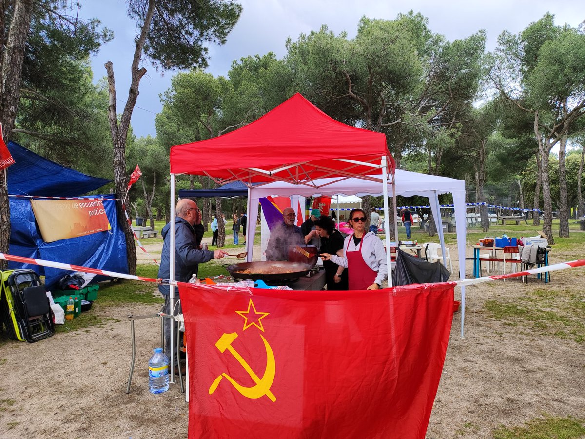 Gran día de compañerismo con <a href="/iu_lasrozas/">IU-Las Rozas</a> y nuestras tradicionales migas de #LaRetamosa