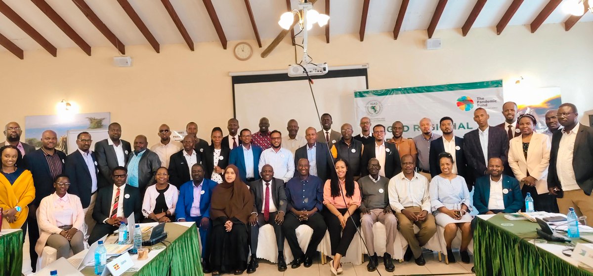 IGAD Health & Social Development Division (@igadhealths) on Twitter photo #IGADHealth
📍#Machakos, Kenya 🇰🇪
📢 Earlier today, the <a href="/IGADsecretariat/">IGAD Secretariat</a> commenced a #5days learning event as part of the Pandemic Preparedness and Response Initiative.
⚕️The event will focus on peer learning and reviewing of the IGAD One Health Competency Framework and #IGADHealth
📍#Machakos, Kenya 🇰🇪
📢 Earlier today, the <a href="/IGADsecretariat/">IGAD Secretariat</a> commenced a #5days learning event as part of the Pandemic Preparedness and Response Initiative.
⚕️The event will focus on peer learning and reviewing of the IGAD One Health Competency Framework and