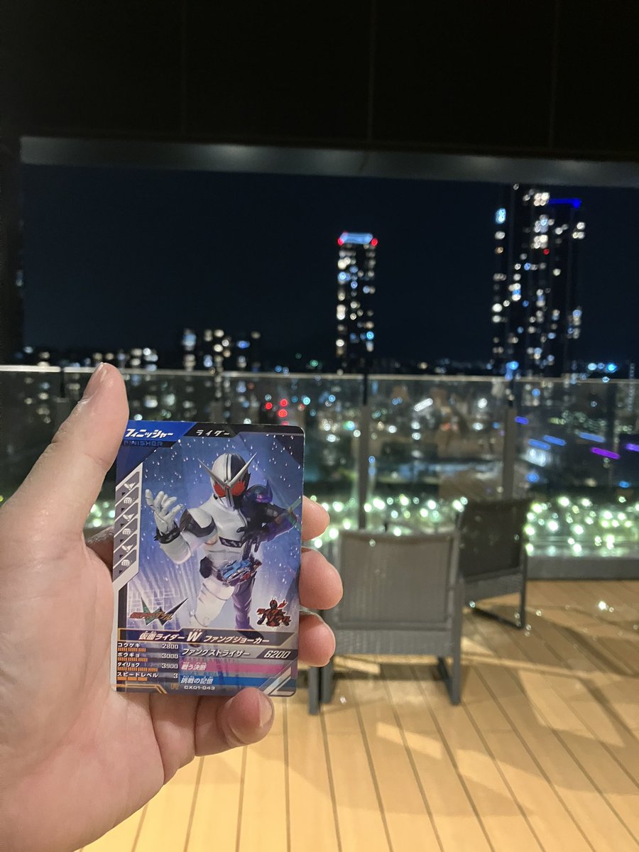 henshinda's tweet photo. 少々時間が出来たので、今更ながら初めてのCX1弾をプレイ✨思ったよりプレイ出来ず、1クレのみ💧時間気にせずやりたいじょ〜🥺
#ガンバレジェンズ https://t.co/81RIBFLudd