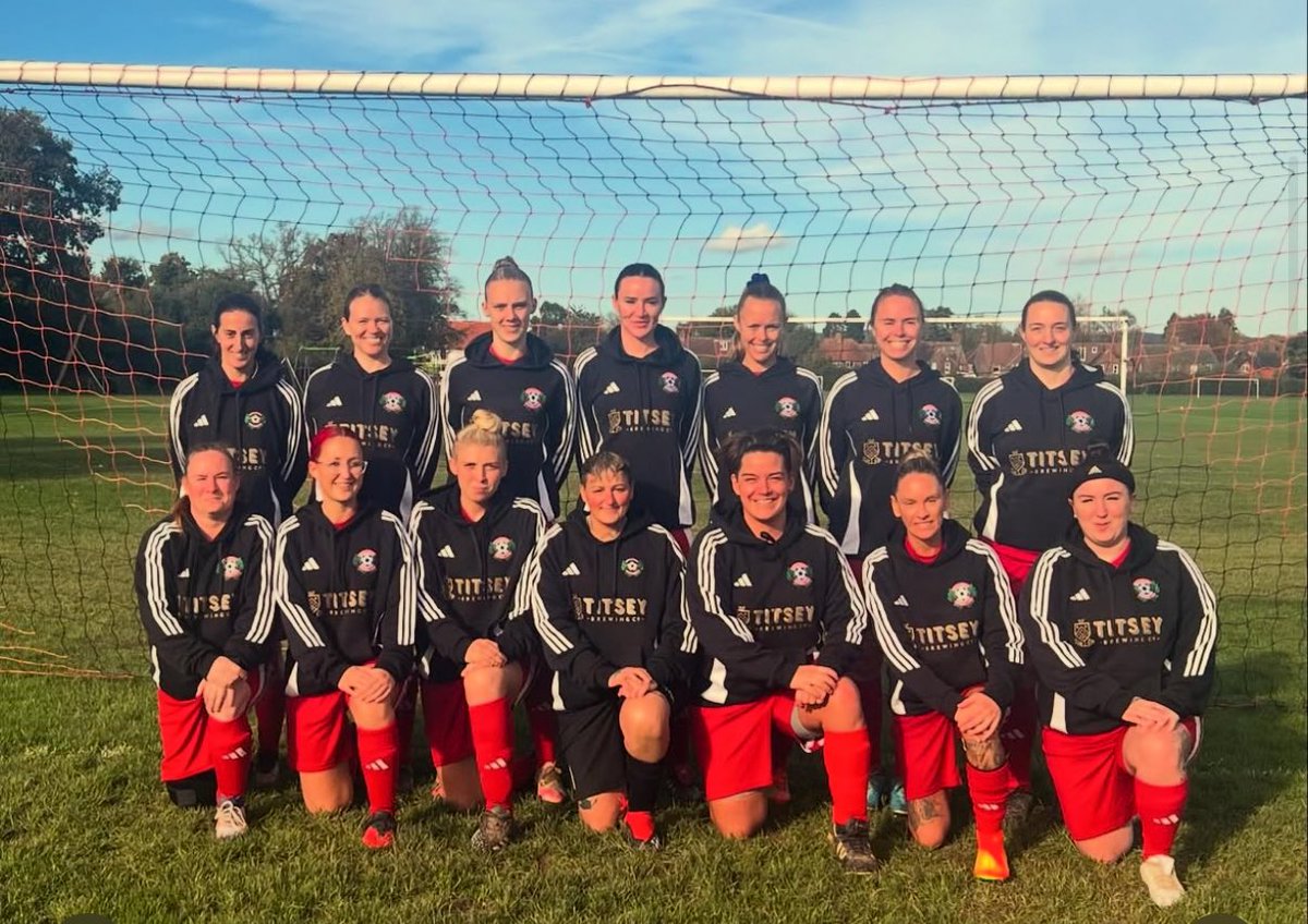 🏆 24/25 CHAMPIONS OF SURREY DIVISION ONE SOUTH 🏆

Oxted &amp; District Women FC are going up 🔝 🥇 
After a very successful, unbeaten league campaign, we are promoted to the Surrey Premire Division 👏 

#Oxtedwfc #hergametoo