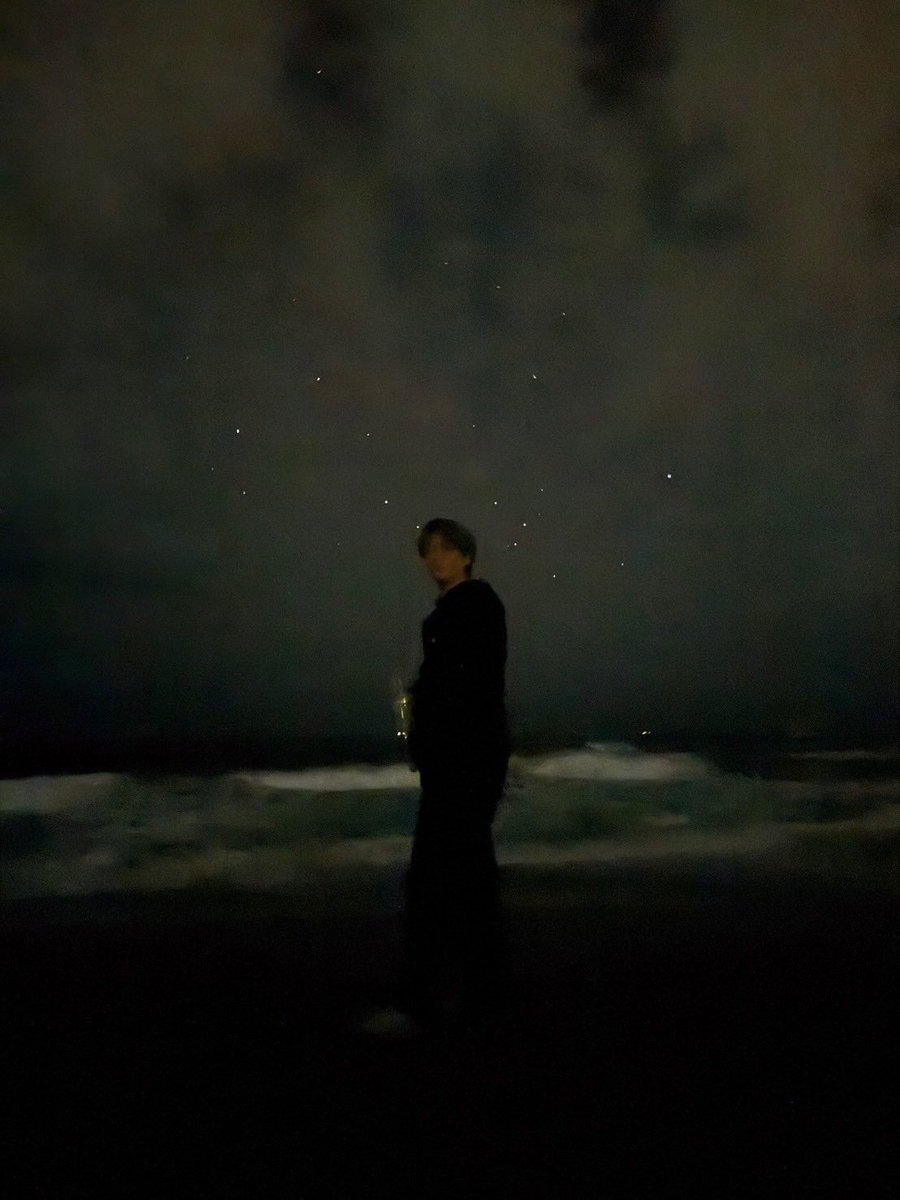 [#鶴房汐恩]
V-LOG 「SHIONが言うにあまり何もない👽」があがりました笑

僕の親友とグランピングしました！🦐🥦🐖🥚🍚
とてもいいリフレッシュできたし、
昔の話や僕らの仲の話もしてます！

※約1年前くらいの動画で上げるか迷ってました笑

#JO1 #TSURUBOSHION