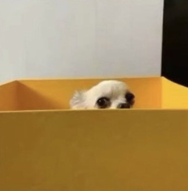 Cuando están regañando a un compañero al lado mío