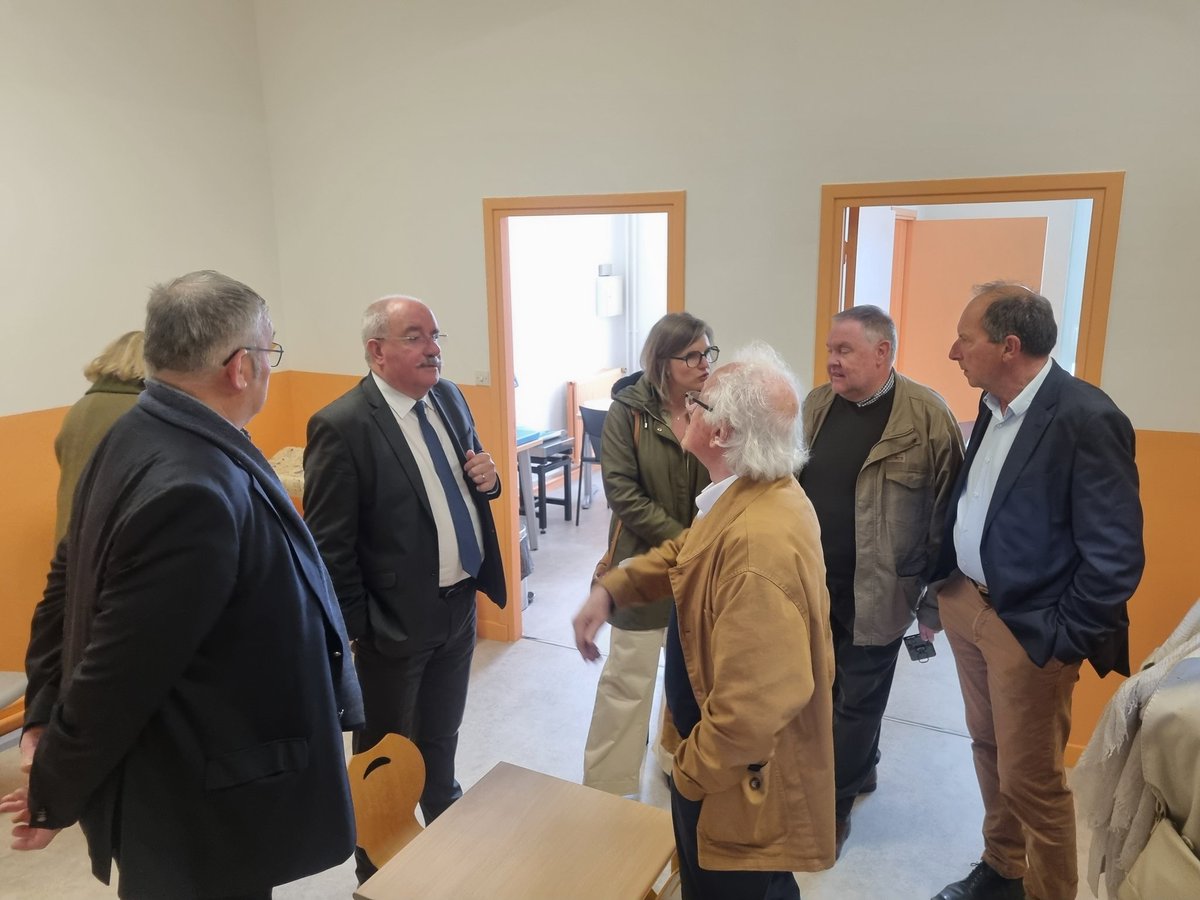 Patrick VALOIS (@patrick_valois) on Twitter photo Plaisir d'accueillir <a href="/christianpoiret/">Christian POIRET</a> président du <a href="/departement59/">Département du Nord</a> dans mon canton, à Watten
➡️Visite de la mairie et Centre médico-social enfance
➡️Échanges avec D.Deschodt maire, CCHF et M.Lhermitte (Région HDF) pour un soutien partagé du projet de nouveau Centre Socio-culturel Plaisir d'accueillir <a href="/christianpoiret/">Christian POIRET</a> président du <a href="/departement59/">Département du Nord</a> dans mon canton, à Watten
➡️Visite de la mairie et Centre médico-social enfance
➡️Échanges avec D.Deschodt maire, CCHF et M.Lhermitte (Région HDF) pour un soutien partagé du projet de nouveau Centre Socio-culturel
