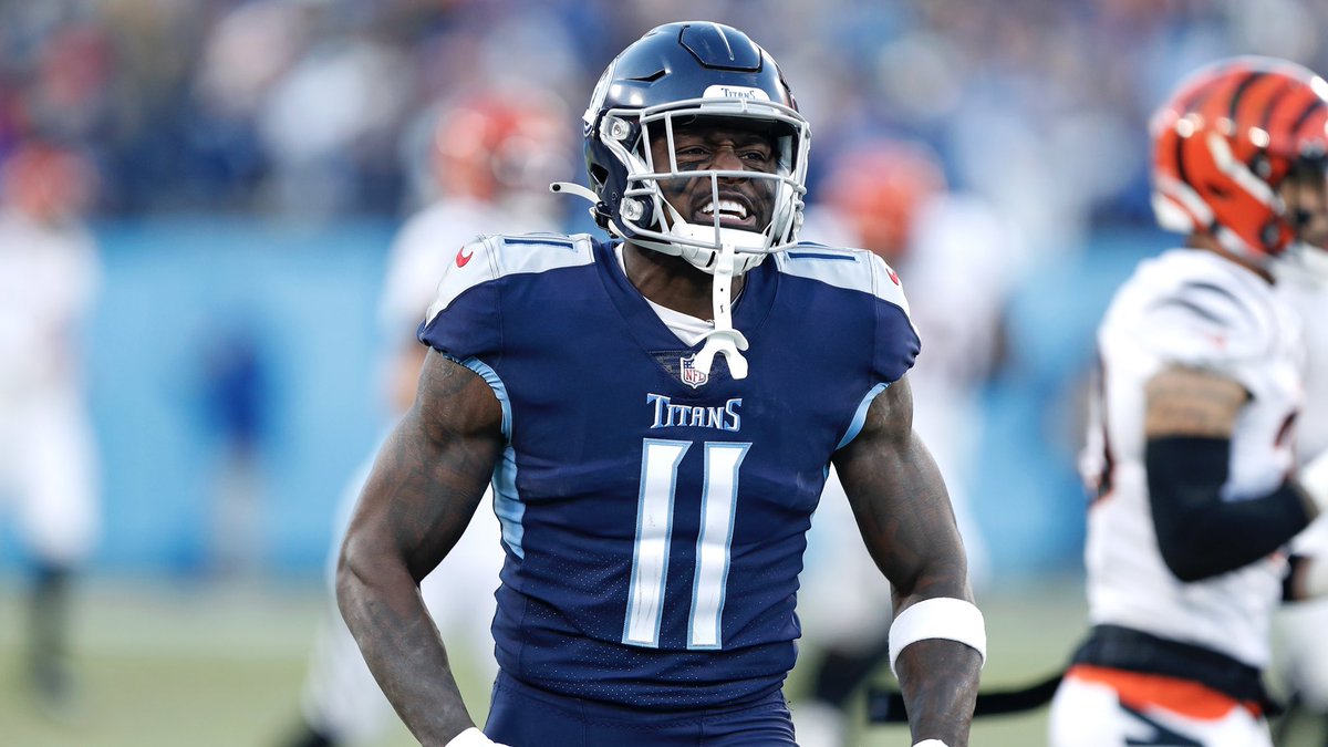 SleeperTitanUp's tweet image. I’ve seen people comparing Elic Ayomanor to AJ Brown, which would be the best case scenario for the #Titans.