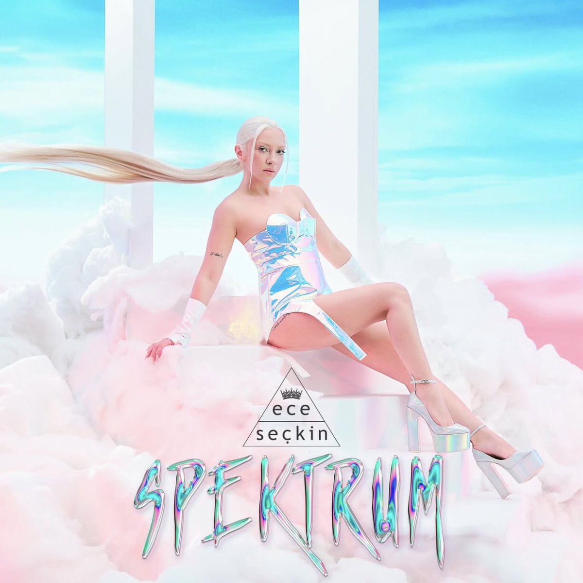 Ece Seçkin’in yeni albümü “Spektrum” 16 Mayıs’ta yayında!

Şarkılar:
• Kör (Intro)
• Lambalar 
• Atmıyor Nabzım 
• Yansın 
• Pırlanta 
• Bikini Party 
• Kör Bıçak 
• Yazık Etme 

<a href="/EceSeckinCom/">Ece Seçkin</a> 🔜