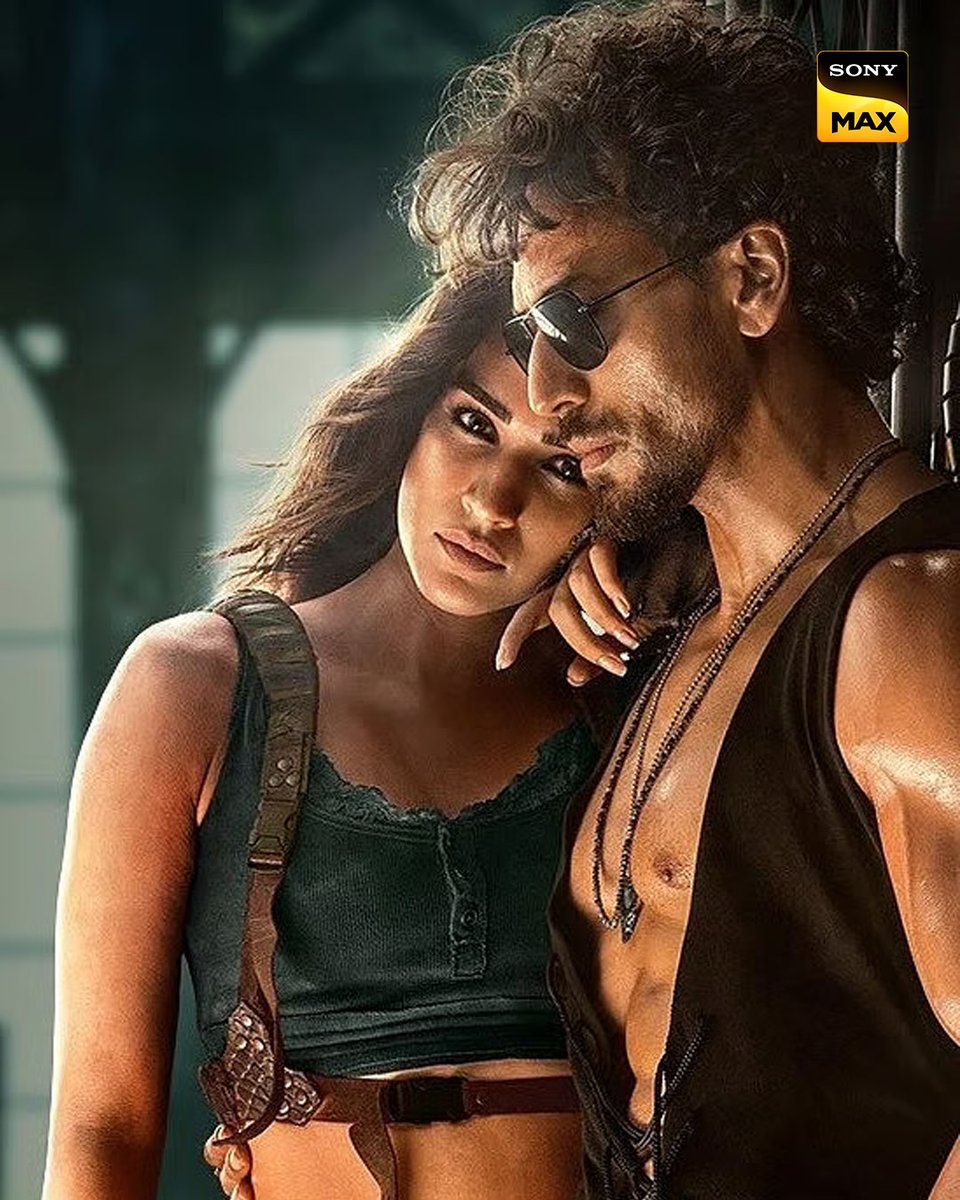 SonyTVUK's tweet photo. Ganapath becomes a symbol of hope for the oppressed.
Watch our #MovieOfTheWeek - #Ganpath this Saturday at 9pm
#TigerShroff #KritiSanon #AmitabhBachchan #SonyMAXUK https://t.co/yhqqH4luvU