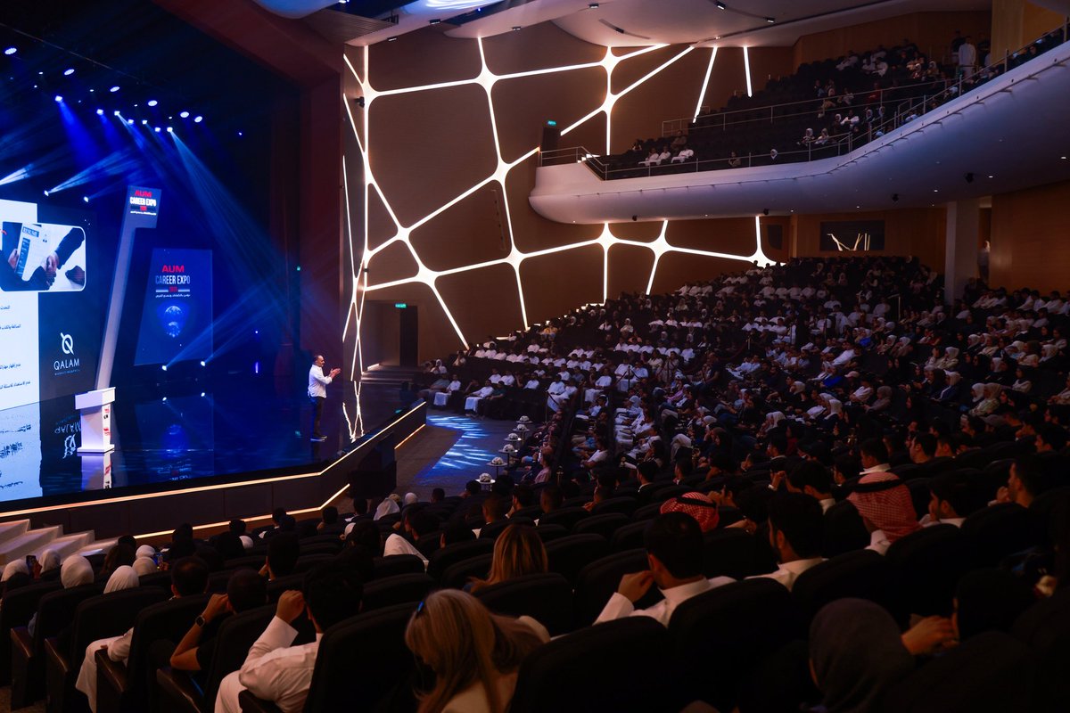 سعيدين باستقبال الطلبة والخريجين والشركات في معرض AUM الوظيفي ال11 🤩 بمشاركة اكثر من 55 شركة محلية وعالمية 😍
••
The AUM Career Expo is in full swing! 🤩
Students, Alumni, and companies coming together to shape the future😍