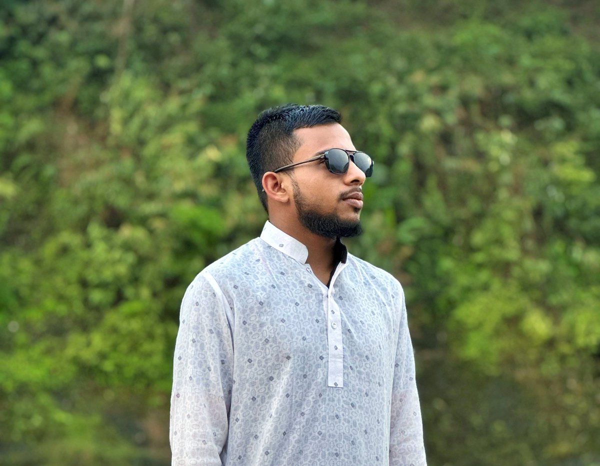 NajmulTweets's tweet photo. Confidence is the best outfit, rock it and own it. 🔥 https://t.co/rgIinbRAC4