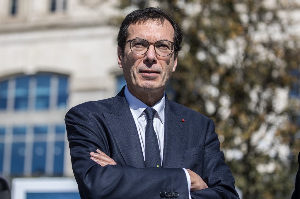 France Inter Presse (@inter_presse) on Twitter photo Ce mardi sur <a href="/franceinter/">France Inter</a>
A 8h20, Jean-Pierre Farandou (<a href="/JPFarandou/">Jean-Pierre Farandou</a>), Président du <a href="/GroupeSNCF/">Groupe SNCF</a>, sera l'invité de Nicolas Demorand et Léa Salamé
#Le710 Inter Ce mardi sur <a href="/franceinter/">France Inter</a>
A 8h20, Jean-Pierre Farandou (<a href="/JPFarandou/">Jean-Pierre Farandou</a>), Président du <a href="/GroupeSNCF/">Groupe SNCF</a>, sera l'invité de Nicolas Demorand et Léa Salamé
#Le710 Inter
