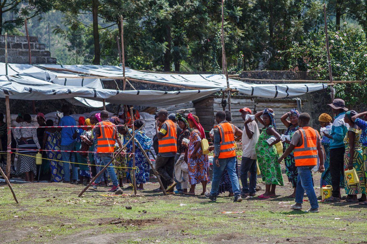 caredrc's tweet image. From April 29–May 2, @CARE’s Chief Humanitarian Officer, @Deepmala_Mahla , visited eastern #DRC amid rising conflict.
📝 Read more: care.org/news-and-stori…