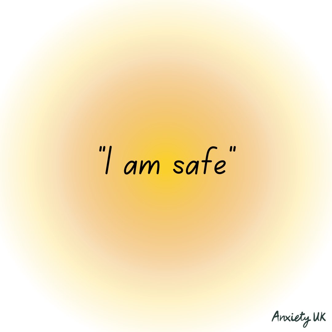 AnxietyUK's tweet image. #Anxiety can leave us feeling unsafe — in our minds and in the world around us. Grounding ourselves in the present helps ease those fears💙
Need support building that sense of safety?
Start therapy with us: bit.ly/3FFww8f

#IAmSafe #AnxietyUK