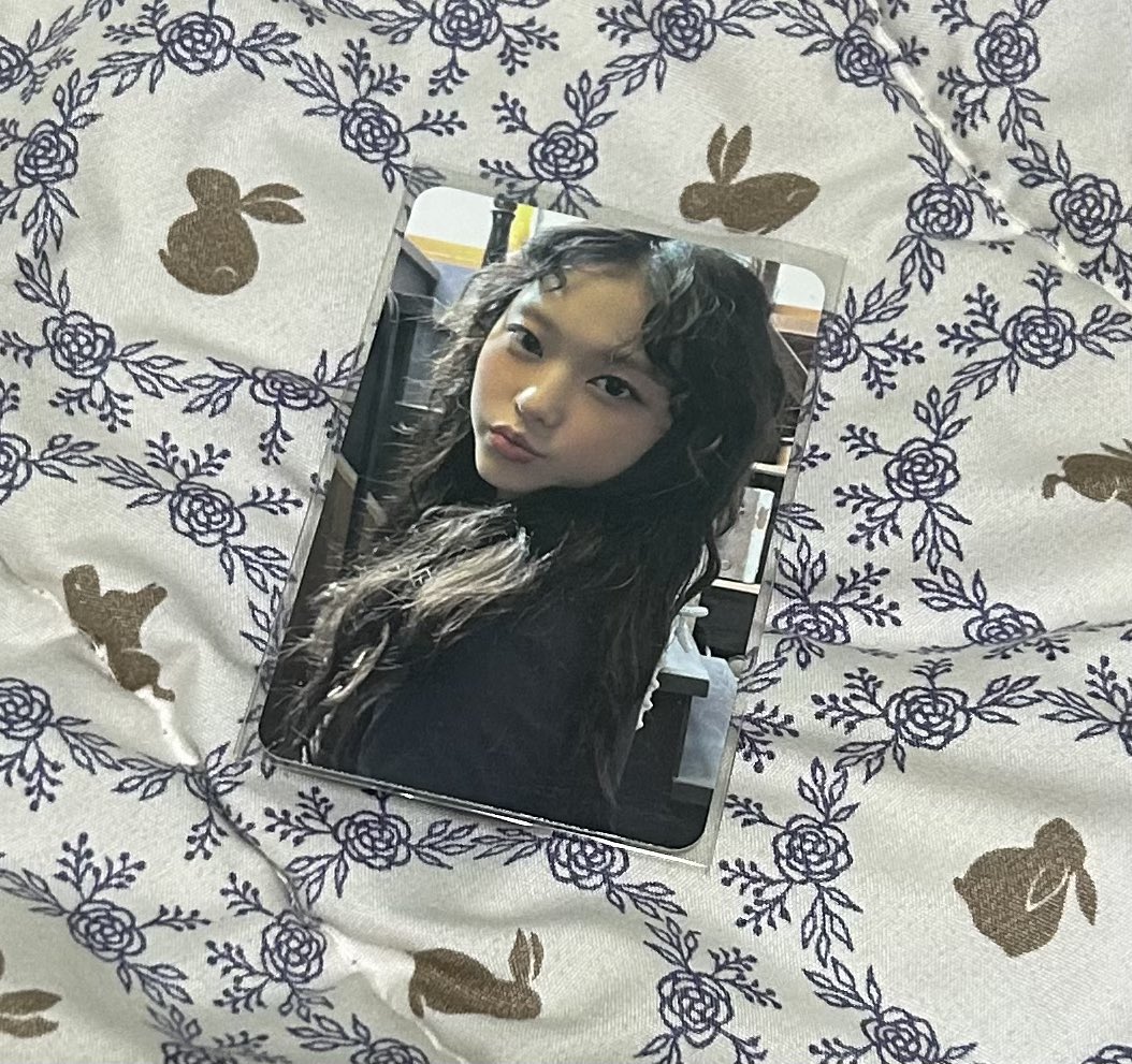 baconbubu's tweet photo. พร้อมส่ง
การ์ดอัลบั้ม แฮริน
   -Price 60฿ รวมส่ง💐
 #ตลาดนัดนิวจีนส์ #ตลาดนัดnewjeans https://t.co/HKRSKSqvWR
