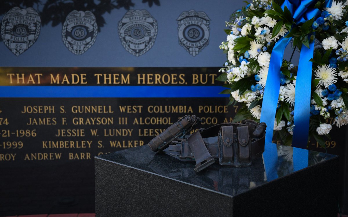 Lexington Police(SC) (@lexingtonpd) on Twitter photo Join law enforcement from <a href="/CountyLex/">County of Lexington, SC</a> as we will meet at the Lexington County Law Enforcement Memorial at Lexington Square Park at 203 East Main Street on Tuesday, May 6, 2025 at 9:30 a.m. to honor those who made the ultimate sacrifice in the service of their community. Join law enforcement from <a href="/CountyLex/">County of Lexington, SC</a> as we will meet at the Lexington County Law Enforcement Memorial at Lexington Square Park at 203 East Main Street on Tuesday, May 6, 2025 at 9:30 a.m. to honor those who made the ultimate sacrifice in the service of their community.