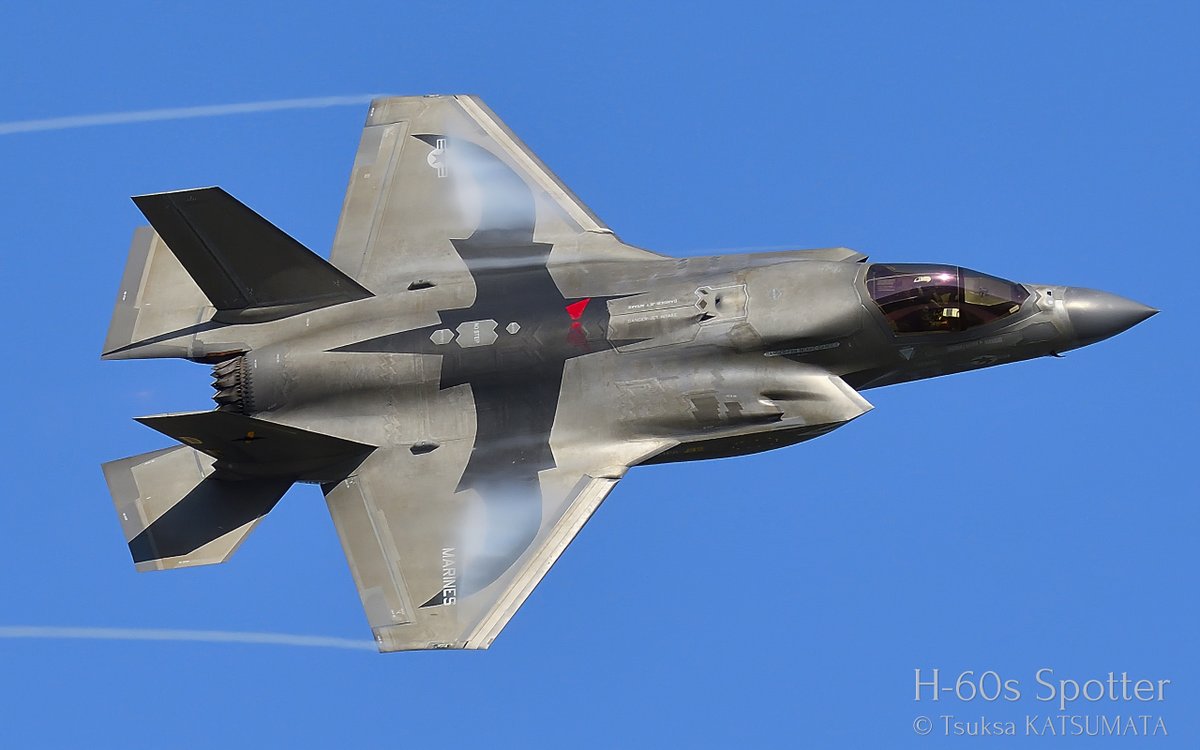 PHG_artworks's tweet photo. F-35B, USMC, VMFA-242 "Bats"
Iwakuni FSD 2025, MCAS Iwakuni, Japan, 04/May/2025
#f35 #f35b #usmc #vmfa242 #bats #lightning2 #mcasiwakuni #iwakunifsd #aircraftspotter #avgeek #aviationphotography https://t.co/0GVYpCKEQR