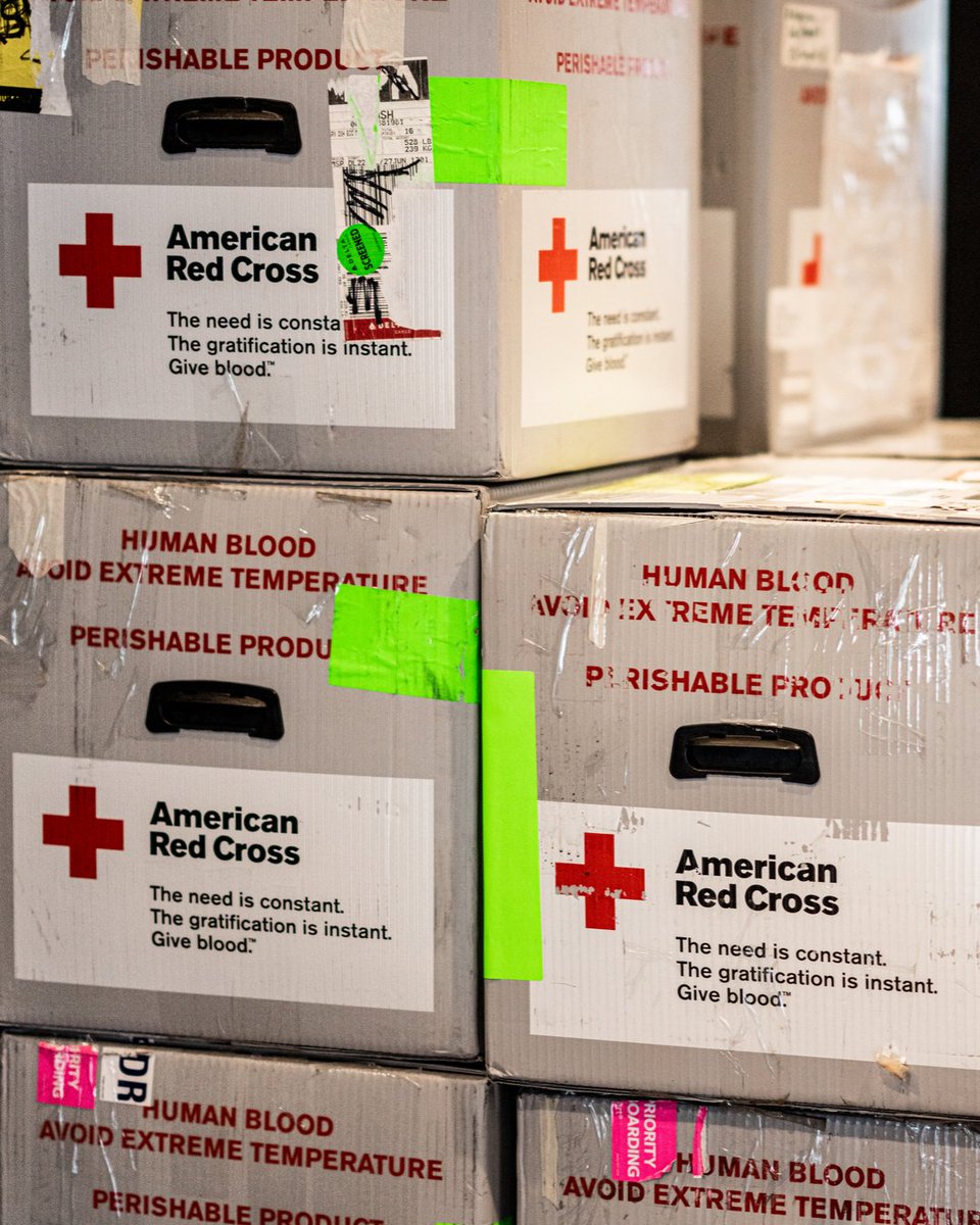 Lambeau Field (@lambeaufield) on Twitter photo Join us May 12 from 7 AM – 7 PM at Lambeau Field with <a href="/RedCrossWIS/">American Red Cross of Wisconsin</a> for a blood drive in Johnsonville Tailgate Village!
🎁 All donors can enter a raffle for exclusive Packers prizes + get a free giveaway item (while supplies last)!
🌸 Plus, in honor of Mother’s Day, every donor Join us May 12 from 7 AM – 7 PM at Lambeau Field with <a href="/RedCrossWIS/">American Red Cross of Wisconsin</a> for a blood drive in Johnsonville Tailgate Village!
🎁 All donors can enter a raffle for exclusive Packers prizes + get a free giveaway item (while supplies last)!
🌸 Plus, in honor of Mother’s Day, every donor