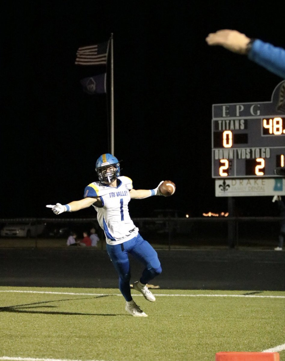 I will be signing to continue playing football at Illinois Wesleyan
📍Tri-Valley High School Audtorium
⏰ May 6 at 2:50
<a href="/IWUCoachJW/">Jared Williamson</a>