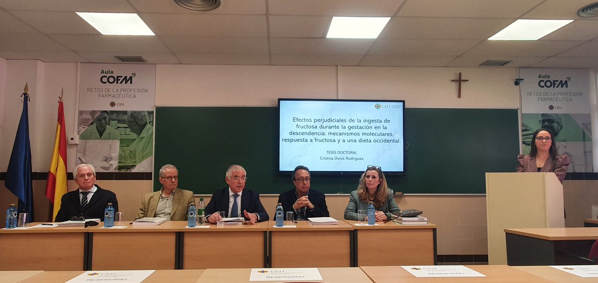 Paola Otero (@paolaoterog) on Twitter photo El grupo de investigación #Nutripro de @uspfarmacia <a href="/USPCEU/">Universidad CEU San Pablo</a> <a href="/CEUuniversities/">CEUuniversities</a> <a href="/USPCEUprensa/">USPCEU prensa</a> está de enhorabuena. Contamos con nueva Doctora: <a href="/CristinaDonis/">Cristina Donis</a> Felicidades a ella por su excelente presentación y a sus directores <a href="/CarlosBocosdeP/">Carlos Bocos de Prada</a> y <a href="/MBELPanadero/">Maribel Panadero</a> El grupo de investigación #Nutripro de @uspfarmacia <a href="/USPCEU/">Universidad CEU San Pablo</a> <a href="/CEUuniversities/">CEUuniversities</a> <a href="/USPCEUprensa/">USPCEU prensa</a> está de enhorabuena. Contamos con nueva Doctora: <a href="/CristinaDonis/">Cristina Donis</a> Felicidades a ella por su excelente presentación y a sus directores <a href="/CarlosBocosdeP/">Carlos Bocos de Prada</a> y <a href="/MBELPanadero/">Maribel Panadero</a>