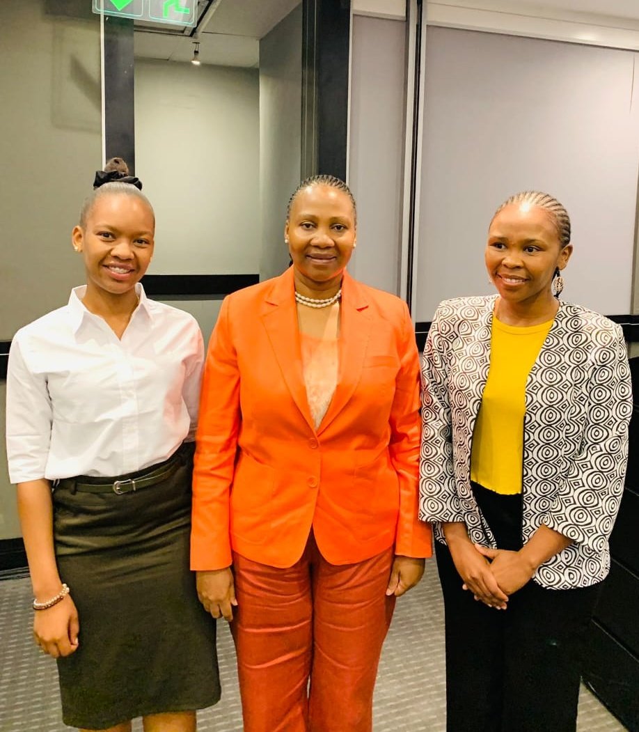 SAYoF_Official's tweet image. H.E @BoemoSekgoma Secretary General @sadcpf and our Patron with our youth leaders @RLefojane Head of @SAYoF_DISABLITY &amp;amp; @vivian_j_joseph Head of @SAYoF_Health #SAYoF #File