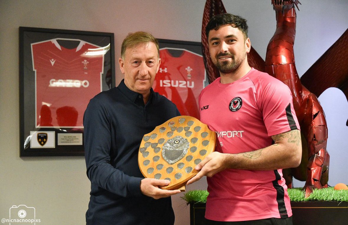 Newport County Official Supporters Club (@ncafcsclub) on Twitter photo 2024/25 Supporters Club award winners🏆
Young Supporter of the Year - Jake Bennett
Supporter of the Year - Jayne Morris
Player of the Year + Away POTY - <a href="/ntownsend94/">Nicholas Townsend 🇦🇬</a>
Young POTY - <a href="/mxttbaker/">Matt Baker</a>
📸 - <a href="/nicnacnoopixs/">Nickynackynoo </a> / <a href="/NewportCounty/">Newport County AFC</a> 2024/25 Supporters Club award winners🏆
Young Supporter of the Year - Jake Bennett
Supporter of the Year - Jayne Morris
Player of the Year + Away POTY - <a href="/ntownsend94/">Nicholas Townsend 🇦🇬</a>
Young POTY - <a href="/mxttbaker/">Matt Baker</a>
📸 - <a href="/nicnacnoopixs/">Nickynackynoo </a> / <a href="/NewportCounty/">Newport County AFC</a>