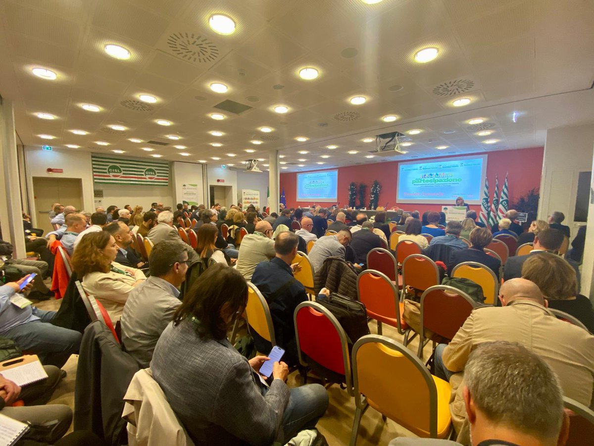 #DanielaFumarola a Firenze: “Il sistema delle relazioni industriali deve evolversi, dando più voce ai lavoratori e coinvolgendoli nelle scelte strategiche delle aziende, come richiedono la nostra Costituzione e i principi della democrazia economica. È un obiettivo per il quale