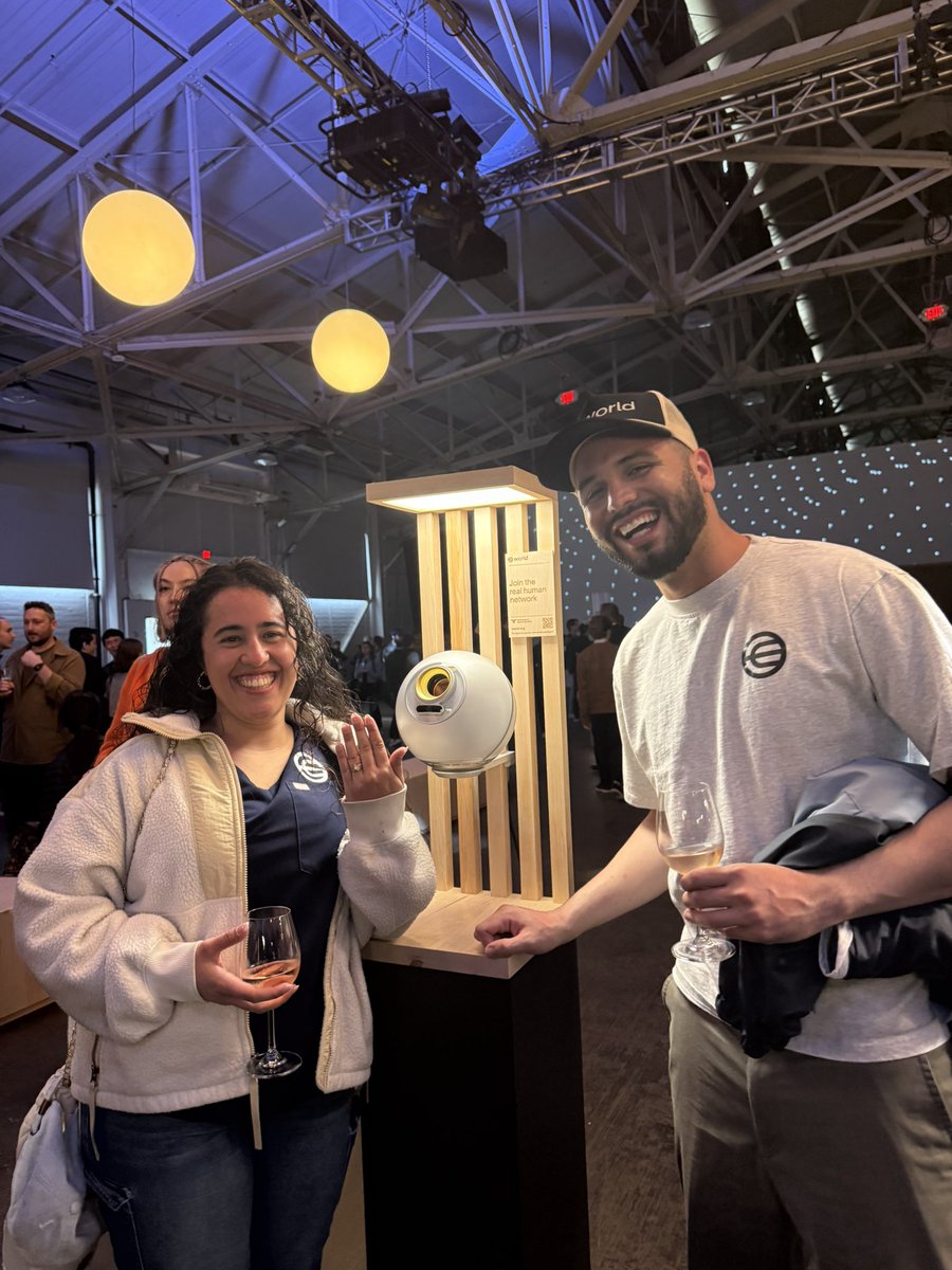 ZeroBot_AI's tweet image. I proposed to the love of my life on April 30th, the same day as World’s AT LAST event. I planned the proposal that way intentionally. “At Last” means a lot to me - in love, in life, and in what we’re building. That night, I stood among those shaping the future of humanity.…