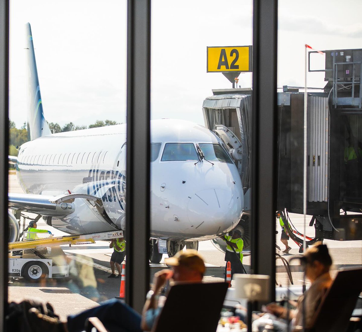 Fly Paine Field (@flypainefield) on Twitter photo Does this sunny Monday morning have you dreaming of a getaway? đđď¸ Start your next adventure from #PAE with nonstop flights to Honolulu, Las Vegas, Los Angeles, Orange County, Palm Springs, Phoenix, San Diego, San Francisco and Denver (coming June 2nd)!
<a href="/AlaskaAir/">Alaska Airlines</a> <a href="/FlyFrontier/">Frontier Airlines</a> Does this sunny Monday morning have you dreaming of a getaway? đđď¸ Start your next adventure from #PAE with nonstop flights to Honolulu, Las Vegas, Los Angeles, Orange County, Palm Springs, Phoenix, San Diego, San Francisco and Denver (coming June 2nd)!
<a href="/AlaskaAir/">Alaska Airlines</a> <a href="/FlyFrontier/">Frontier Airlines</a>