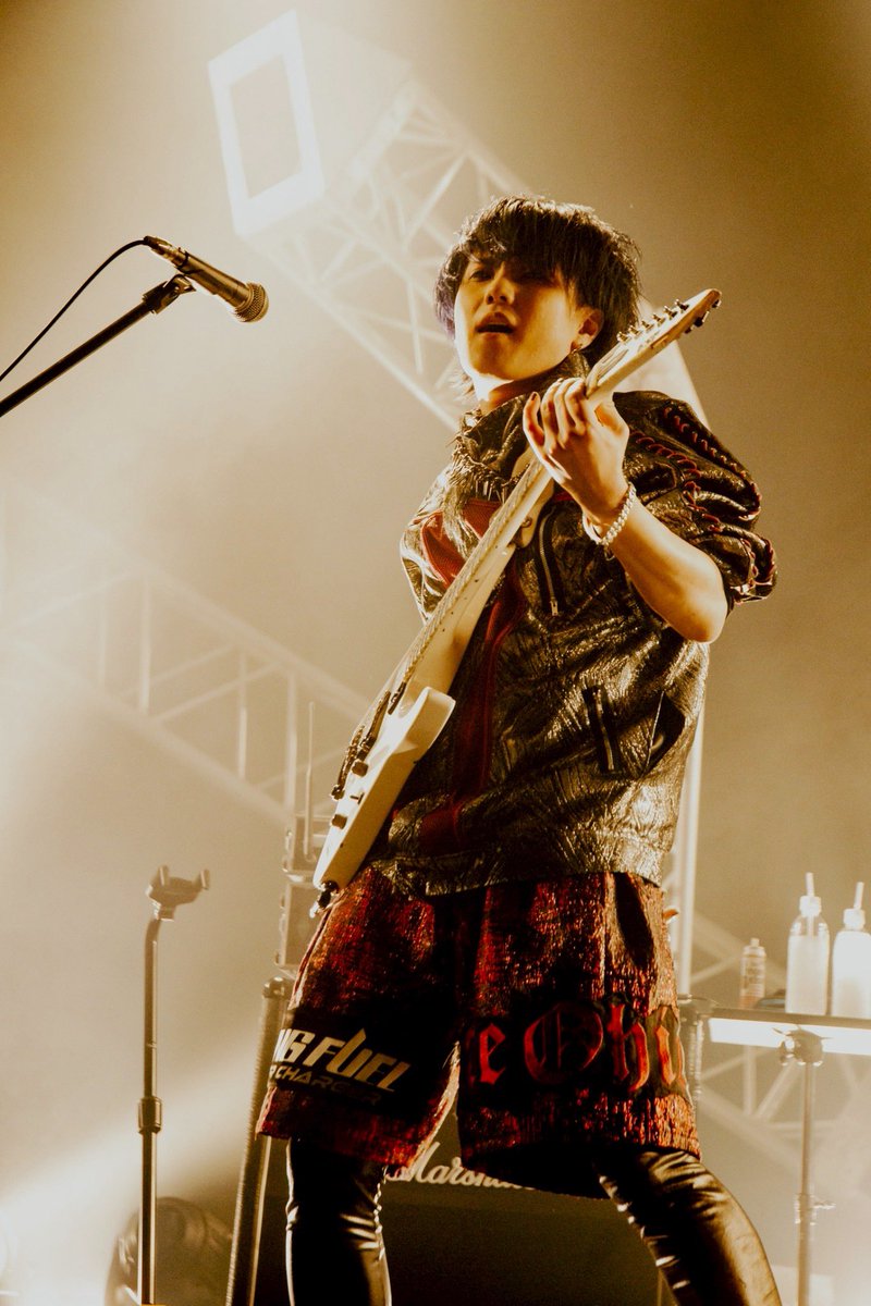 XANVALA 宗馬 (@xnvl_souma) on Twitter photo Ark#5 EX THEATER ROPPONGI
ありがとう
また強くなれたわ
追い越したい先輩、負けなくないライバル、背中見せ続けたい後輩たくさんいる
まだまだやるぜ
明日からもがんばろう
photo by <a href="/kawado_photo/">かわどう(Tabata Daiki)</a> Ark#5 EX THEATER ROPPONGI
ありがとう
また強くなれたわ
追い越したい先輩、負けなくないライバル、背中見せ続けたい後輩たくさんいる
まだまだやるぜ
明日からもがんばろう
photo by <a href="/kawado_photo/">かわどう(Tabata Daiki)</a>