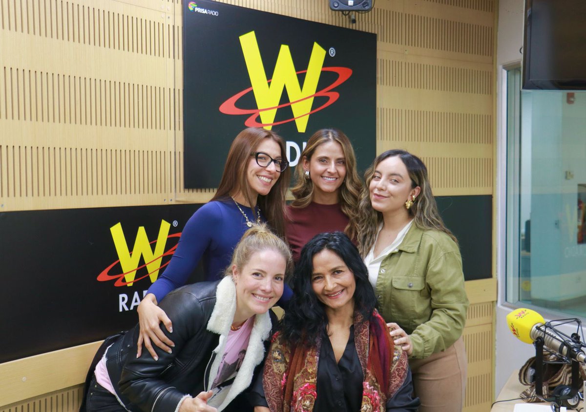 Gracias a #MujeresW @WRadio por esta bella entrevista.

“El joropo es una música que tiene todas las posibilidades”: <a href="/AnaVeydo/">Ana Veydó</a>, voz líder de Cimarrón.

<a href="/paulabolivar/">Paula Bolívar</a> <a href="/Kamilacorreae/">Kamila Correa Escobar</a> <a href="/AdrianaTono/">Adriana Tono</a> <a href="/rosariogomez/">Rosario Gómez</a> 

wradio.com.co/2025/05/02/el-…