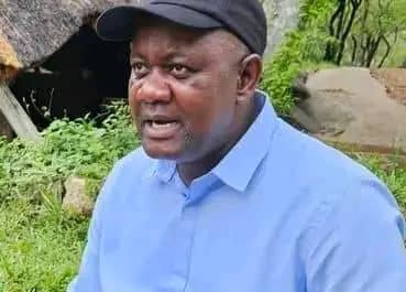OFF THE HOOK..
Masvingo magistrate acquits Masvingo TC, Edward Mukaratirwa of  corruption charges, ... more details to follow.