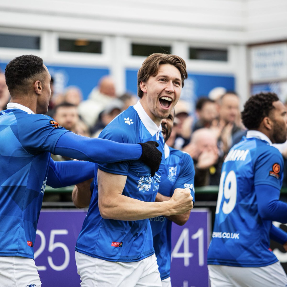 Wealdstone FC tweet media