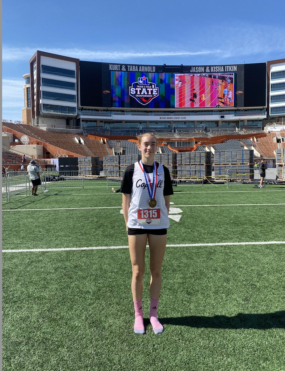 STATE MEDALIST!!

Way to go, Maya — what a race, what a season, what a champion. 🖤❤️