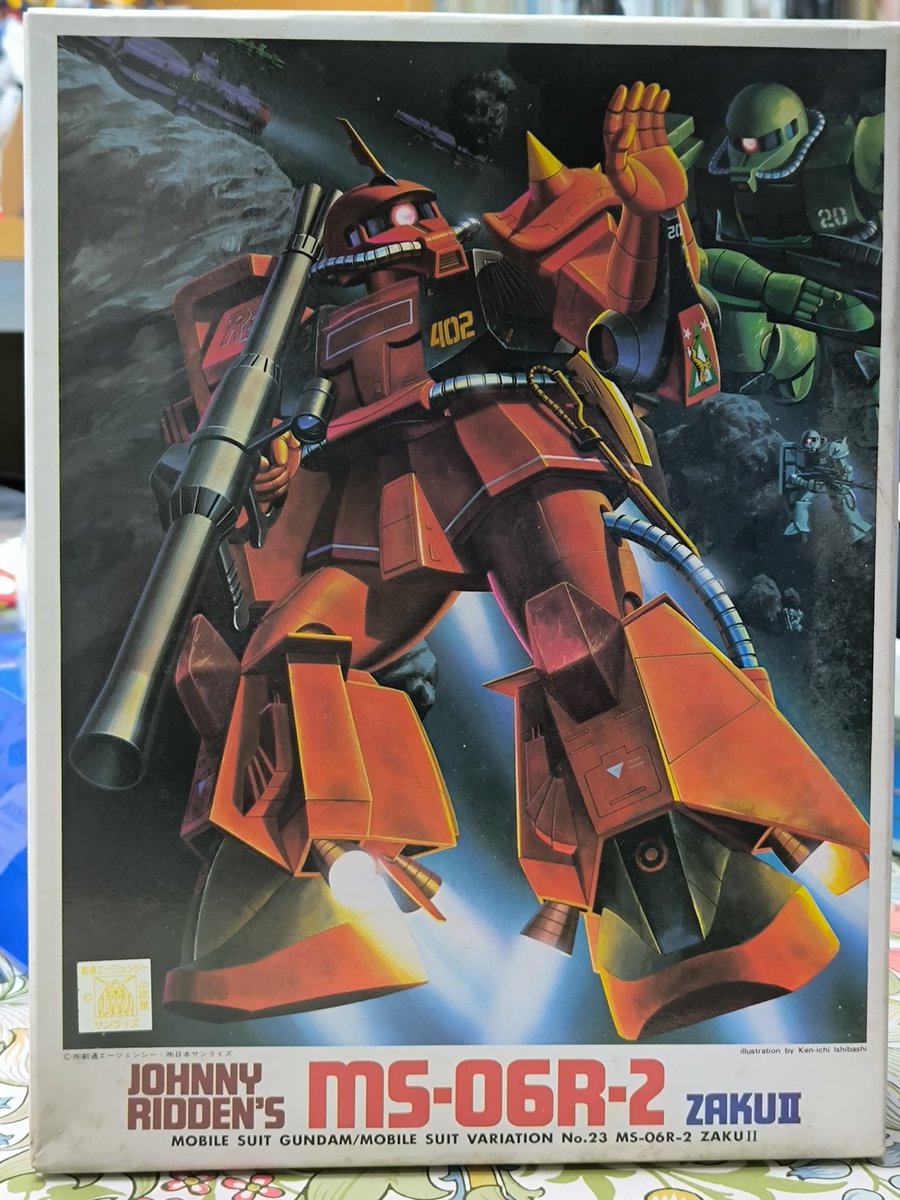 5/4日秋葉原にてメタスとジョニー・ライデン専用ザクⅡはもう一つ製作したく購入しました。