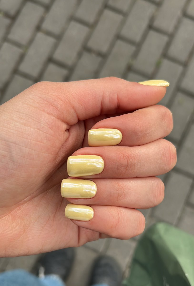 Aclıq olsun , kef olsun, dırnaqlar gözel olsun✨