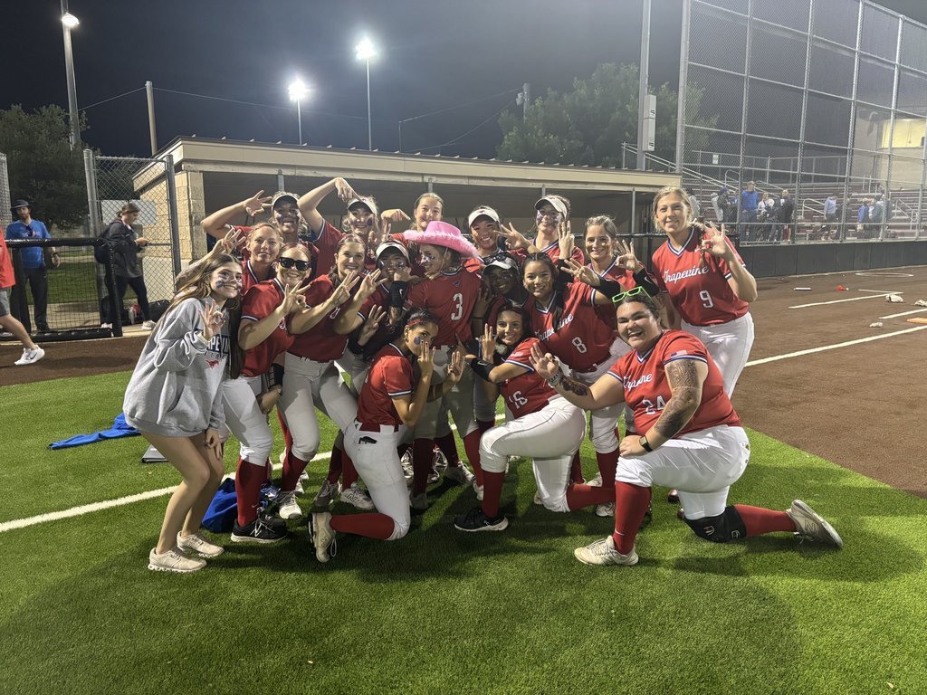 Congratulations Mustang Softball
Your Mustangs came out strong tonight taking down Joshua 12-0 in 5 earning the title Area Champs! Hip Hip HORRAY! Hip Hip HORRAY!! Round 3 here we come