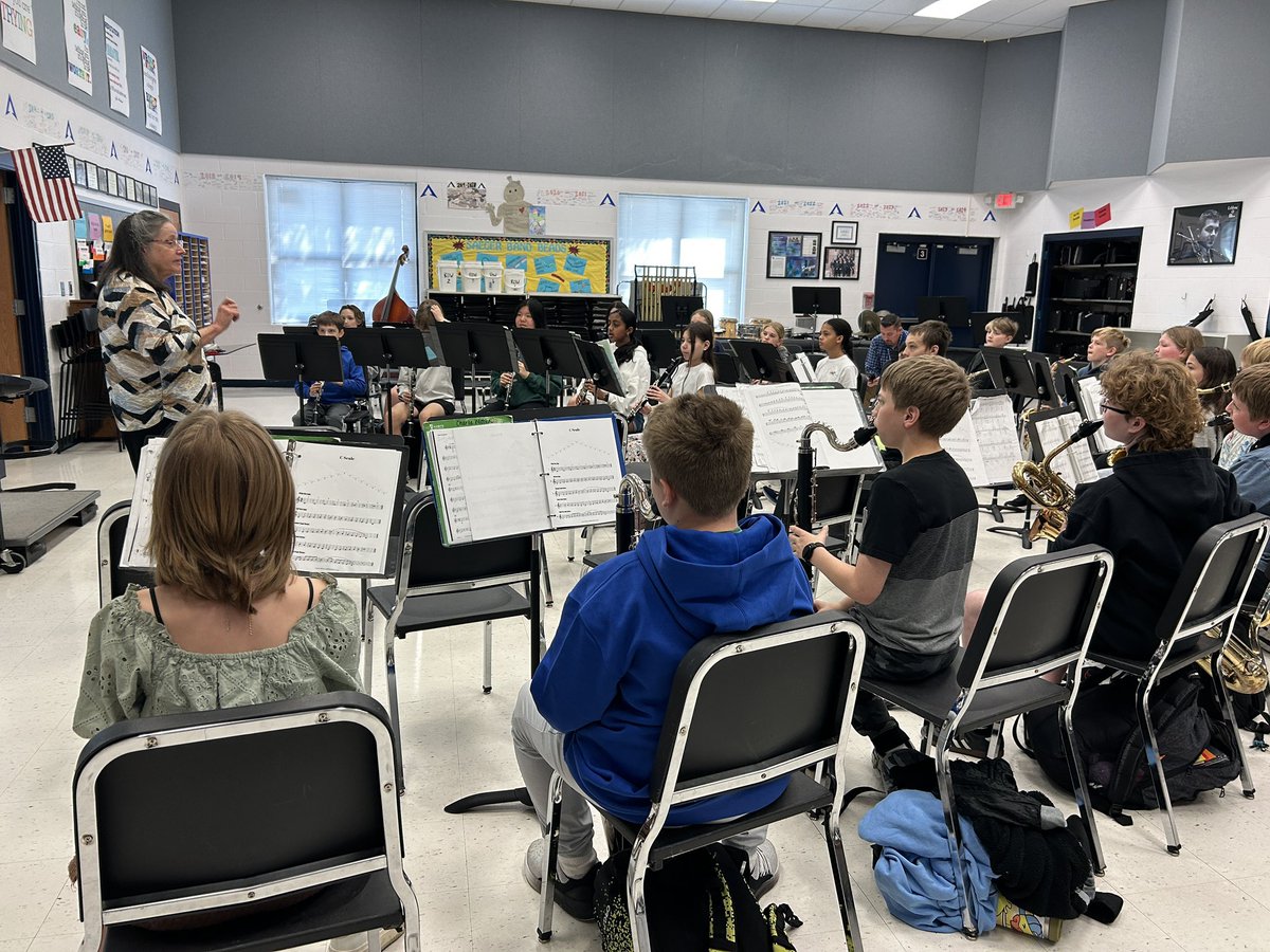 Saeger Spartan Bands tweet media