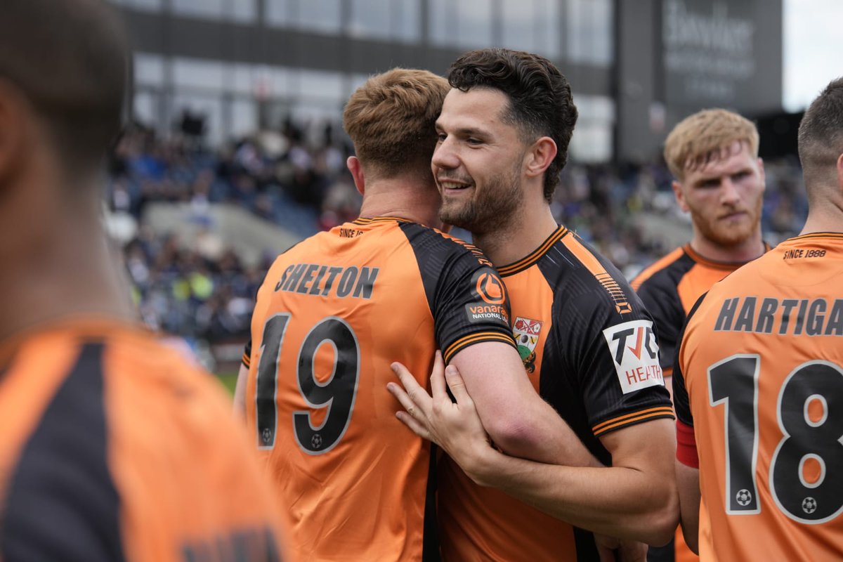 🎶Super Mark Shelton! 🎶

⚪️ 0-2 🟠
#BarnetFC🐝