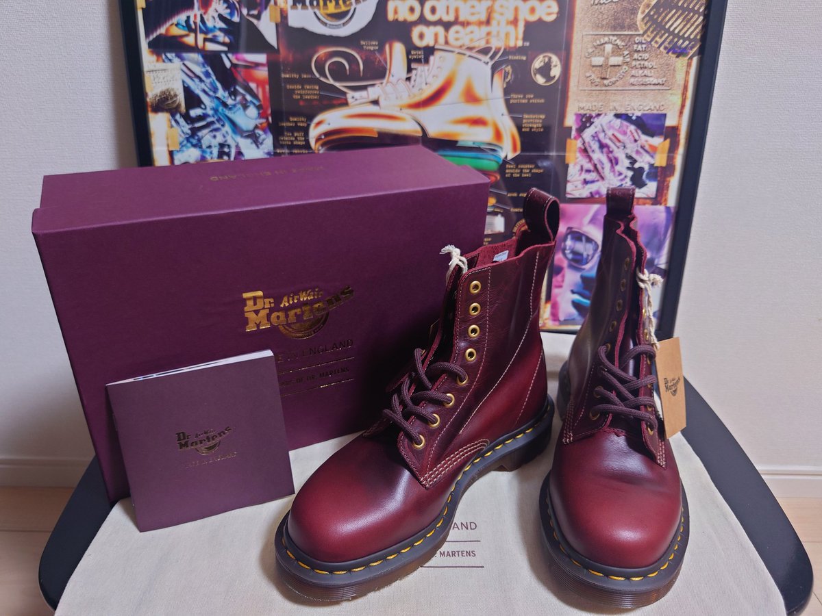 diagonalhouse19's tweet photo. 繁忙期を終え…
やっとGWに先月末届いた、新たな相方をゆっくり拝む時が来た！
『65 YEARS OF DR.MARTENS』
て事で、全世界1460足限定の65周年8ホールブーツをGETしました🙌
これは一生かけて大切に履いていきたい👢✨
#ドクターマーチン65周年
#ドクターマーチン
#Dr.Martens https://t.co/cymsIc0Gvc
