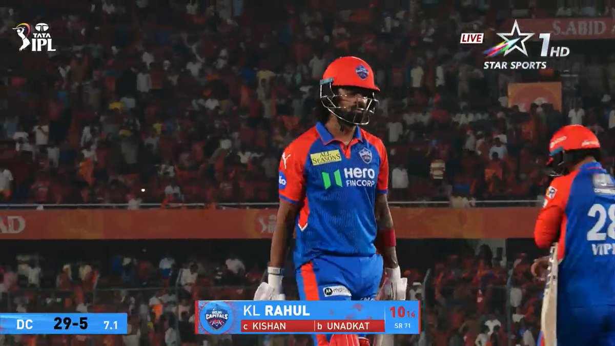 IPL 2025: Funniest Memes from SRH vs DC Mid-Innings of Match 55 tweet-post