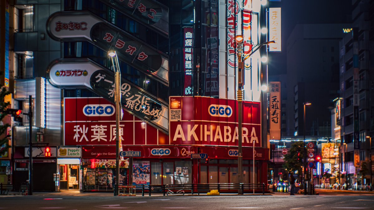 Sakashitagram_T's tweet photo. 深夜の御茶ノ水～秋葉原 https://t.co/x3T2Zgj0V7